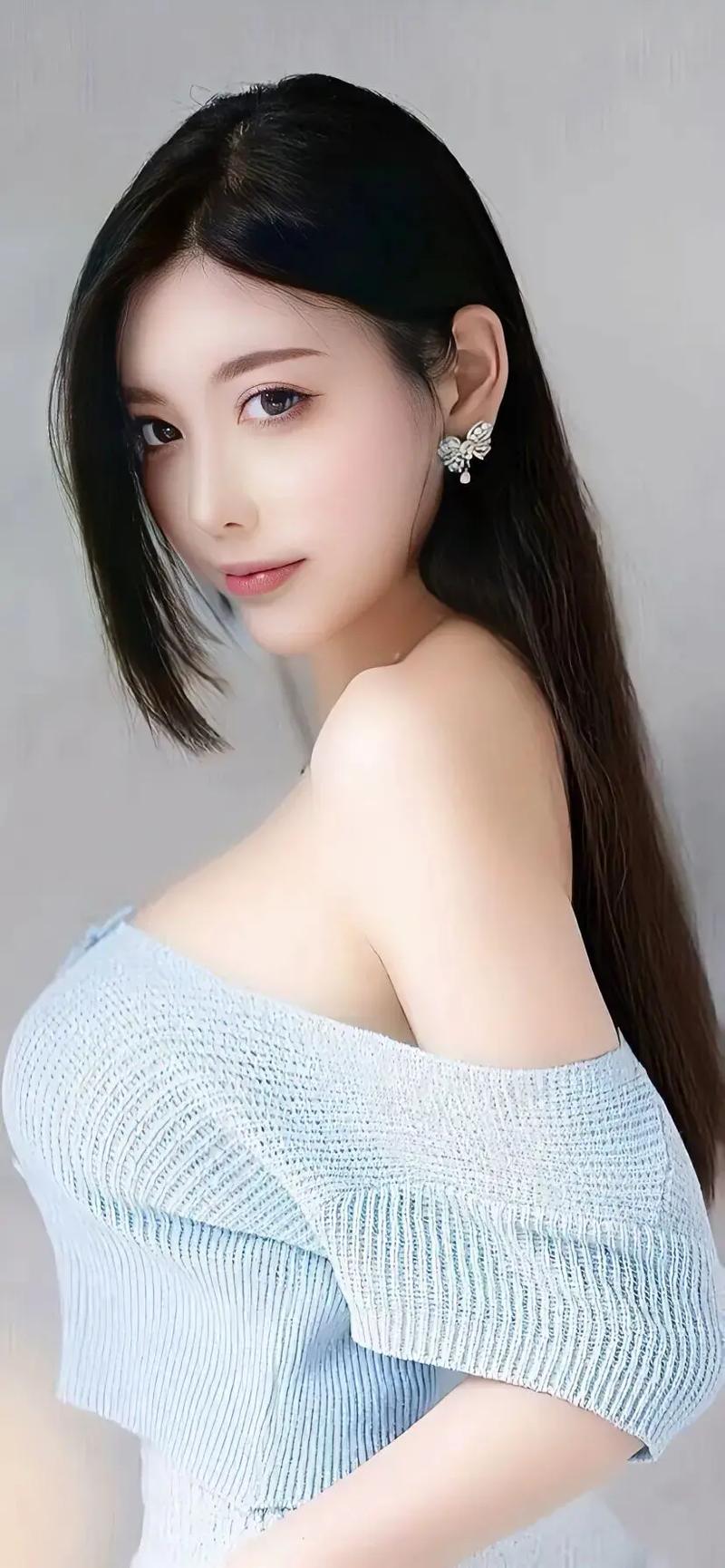 儿子和妈一块练瑜伽
